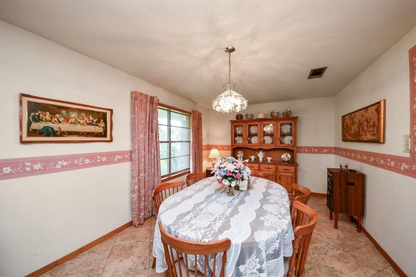 Dining room, Interior, Pendant Lights