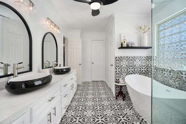 Bathroom, Dual Sink Vanities, Free Standing Baths, Interior