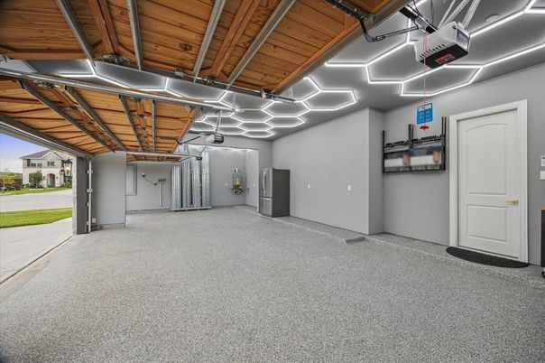 Garage, Interior, Wooden Beams, Wooden Ceilings