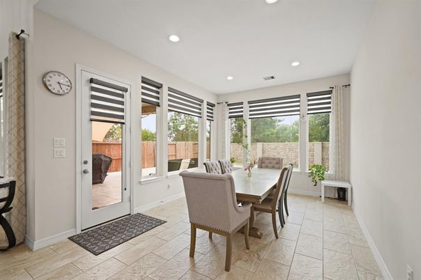 Dining room, Interior, Recessed Lighting