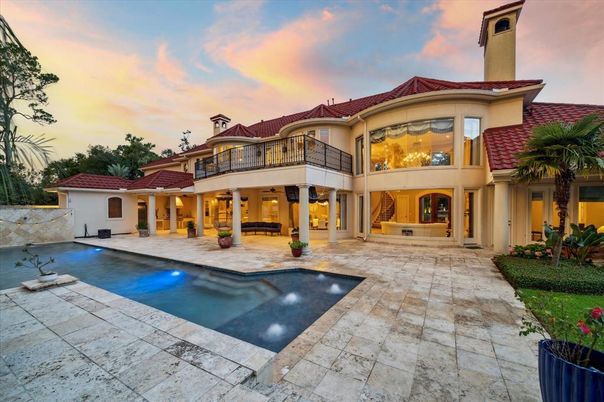 Backyard, Exterior, Pool