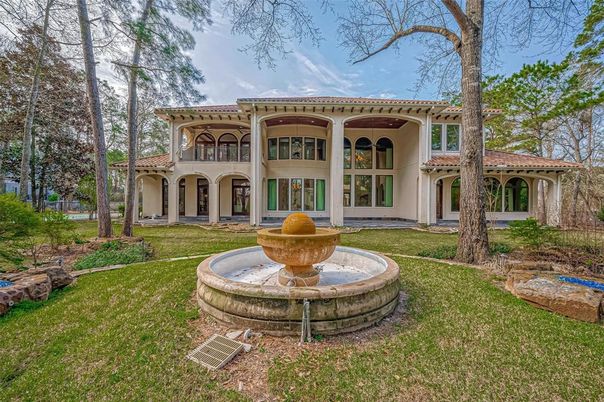 Backyard, Exterior, Facade, Mediterranean