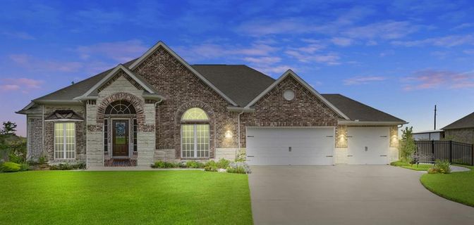 Attached, Exterior, Facade, Brick Facade, Brick Traditional