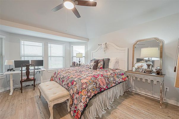 Bedroom, Home Office, Interior, Wood Texture Flooring