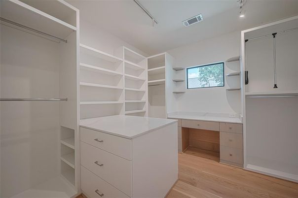 Interior, Walk-in Closets, Wood Texture Flooring