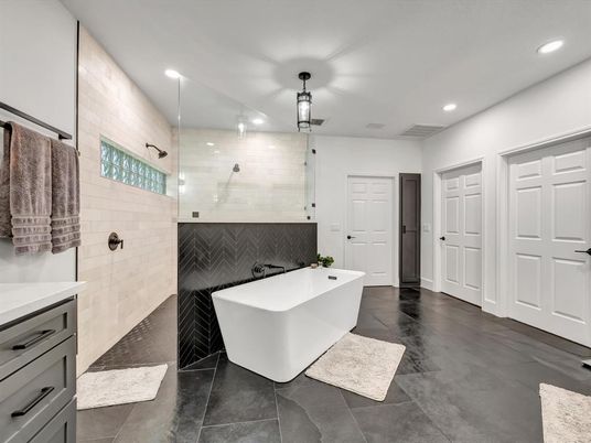 Bathroom, Free Standing Baths, Glass Shower, Interior, Recessed Lighting