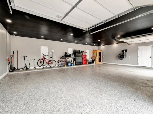 Fitness Equipment, Interior, Recessed Lighting
