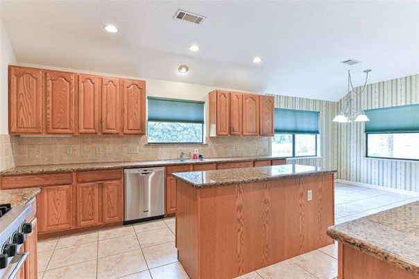 Interior, Kitchen, Pendant Lights, Recessed Lighting, Stainless Steel Appliances