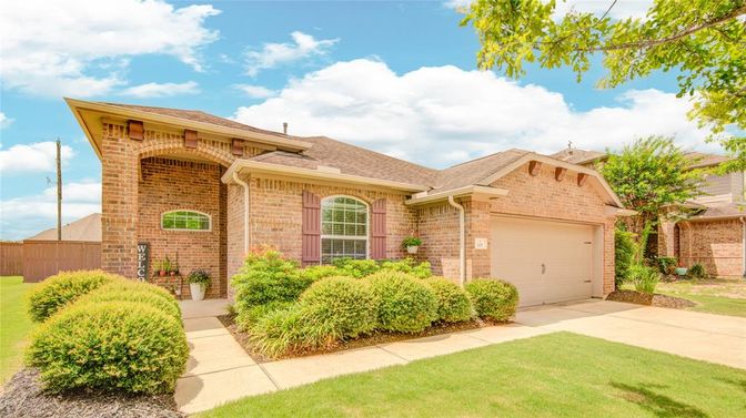 Attached, Exterior, Facade, Brick Facade, Brick Traditional