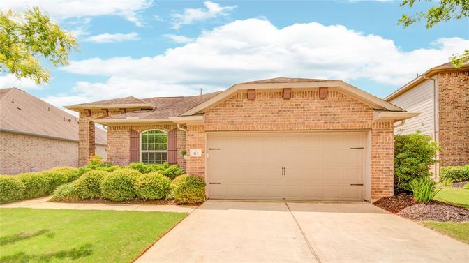 Attached, Exterior, Facade, Brick Facade, Brick Traditional