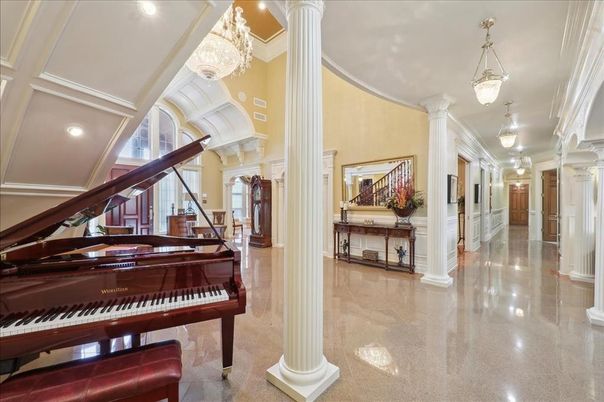 Chandelier, Interior, Pendant Lights, Piano, Recessed Lighting