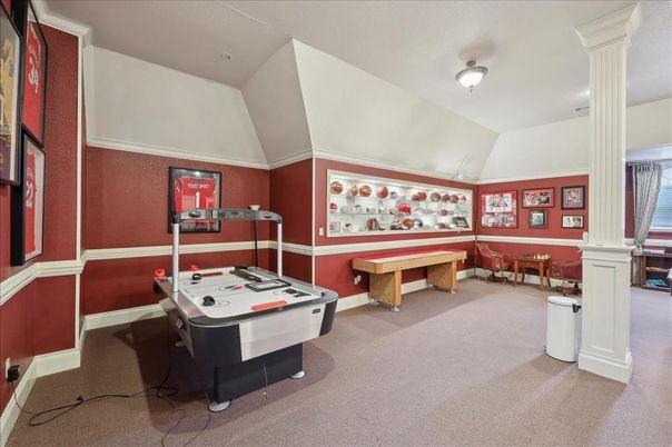 Fitness Equipment, Game Room, Interior