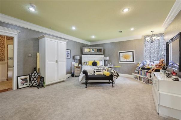 Fitness Equipment, Interior, Recessed Lighting