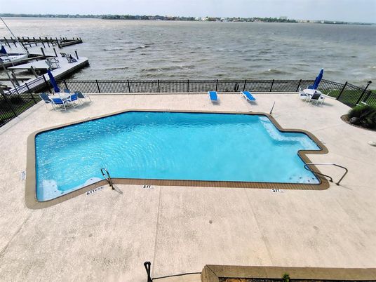 Exterior, Pool, Water