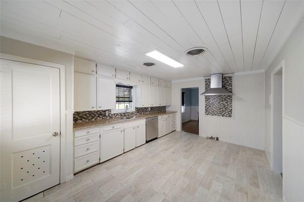 Interior, Kitchen, Stainless Steel Appliances, Wood Texture Flooring