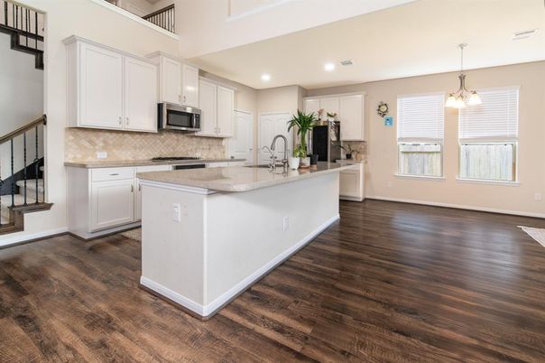 Interior, Kitchen, Pendant Lights, Recessed Lighting, Wood Texture Flooring