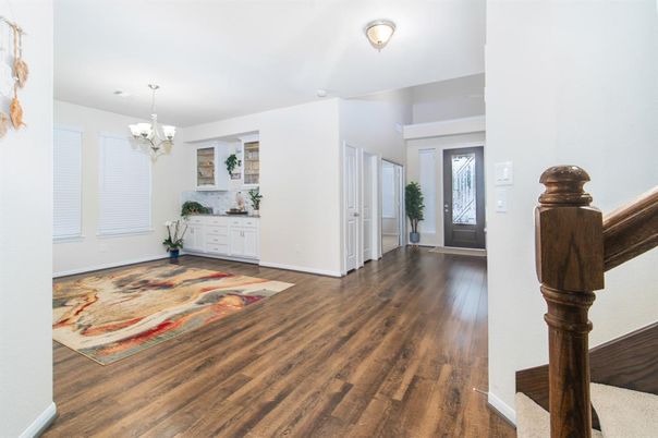 Chandelier, Empty room, Interior, Wood Texture Flooring
