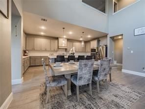 Dining room, Interior, Kitchen, Pendant Lights, Recessed Lighting, Wood Texture Flooring