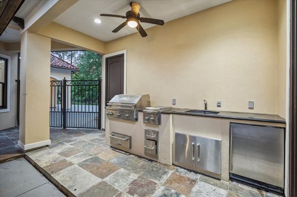 Exterior, Recessed Lighting
