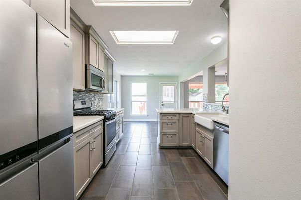 Interior, Kitchen, Recessed Lighting, Wood Texture Flooring