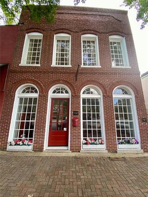 Exterior, Facade, Brick Facade, Rowhouse
