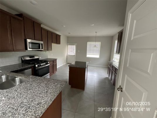 Interior, Kitchen, Pendant Lights, Recessed Lighting
