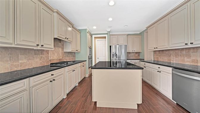 Interior, Kitchen, Recessed Lighting, Wood Texture Flooring