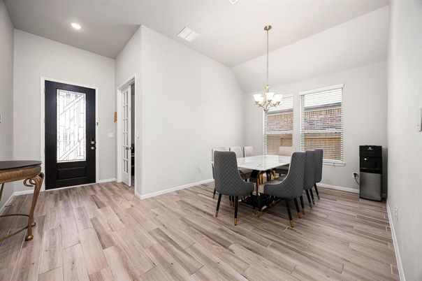 Chandelier, Dining room, Interior, Recessed Lighting, Wood Texture Flooring