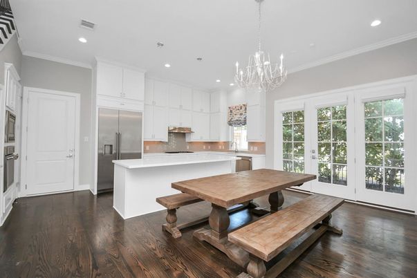 Chandelier, Dining room, Interior, Kitchen, Recessed Lighting, Stainless Steel Appliances, Wood Texture Flooring