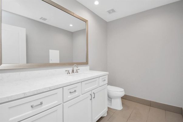 Bathroom, Interior, Recessed Lighting