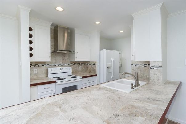 Interior, Kitchen, Recessed Lighting