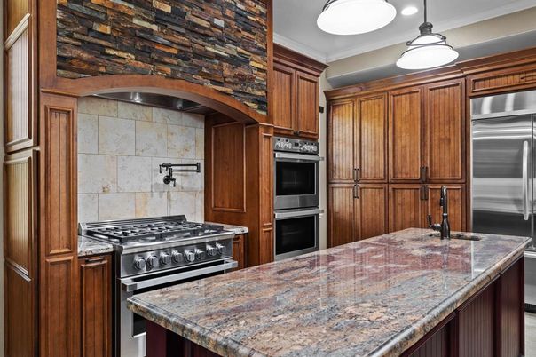 Interior, Kitchen, Pendant Lights, Stainless Steel Appliances