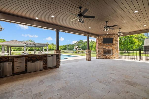 Exterior, Fireplace