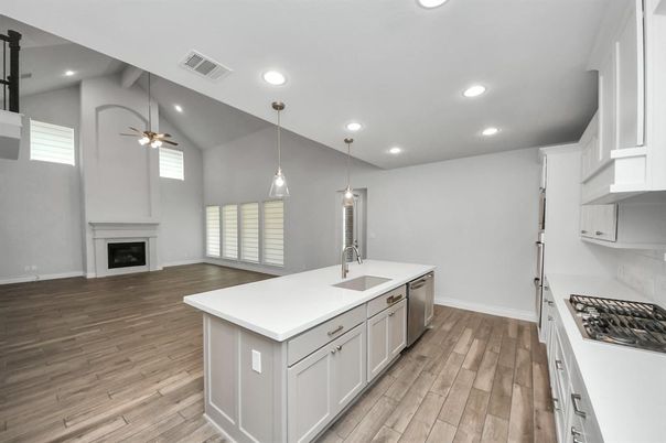 Fireplace, Interior, Kitchen, Pendant Lights, Recessed Lighting, Wood Texture Flooring
