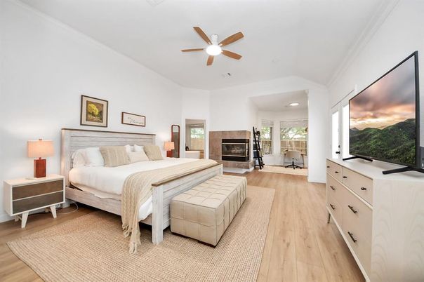 Bedroom, Fireplace, Interior, Recessed Lighting, Wood Texture Flooring