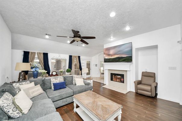 Fireplace, Interior, Living room, Recessed Lighting, Wood Texture Flooring