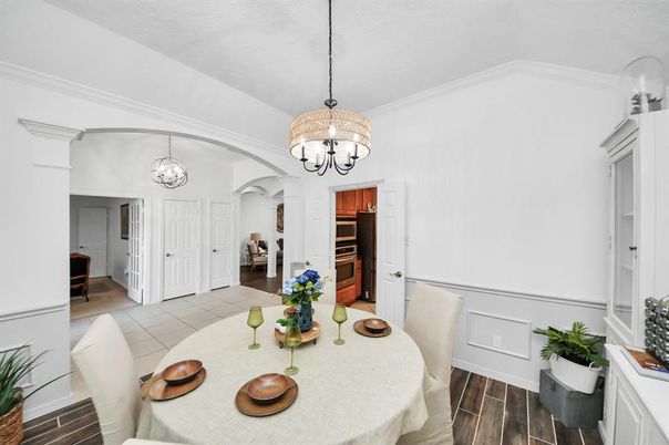 Chandelier, Dining room, Interior, Wood Texture Flooring