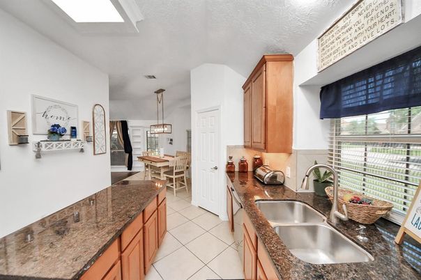 Dining room, Interior, Kitchen, Pendant Lights