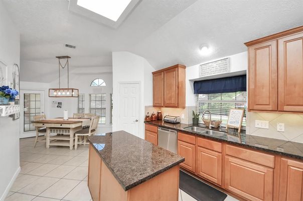 Dining room, Interior, Kitchen, Pendant Lights