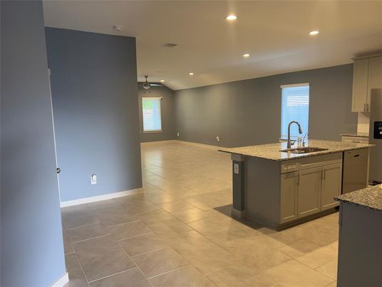 Empty room, Interior, Kitchen, Recessed Lighting