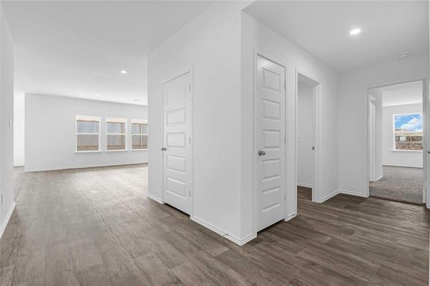 Empty room, Interior, Recessed Lighting, Wood Texture Flooring
