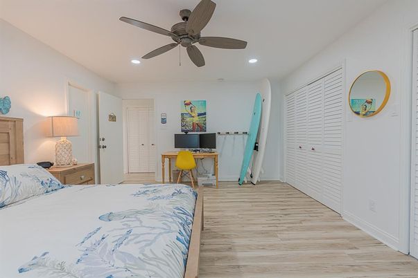 Bedroom, Home Office, Interior, Recessed Lighting, Wood Texture Flooring