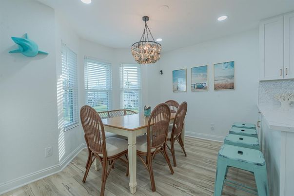 Chandelier, Dining room, Interior, Pendant Lights, Recessed Lighting, Wood Texture Flooring