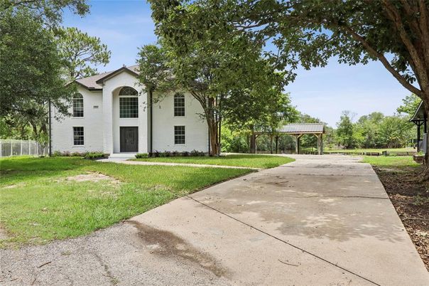 Backyard, Exterior, Facade, French Provincial