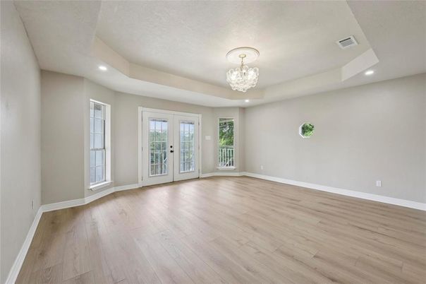Chandelier, Empty room, Interior, Recessed Lighting, Wood Texture Flooring