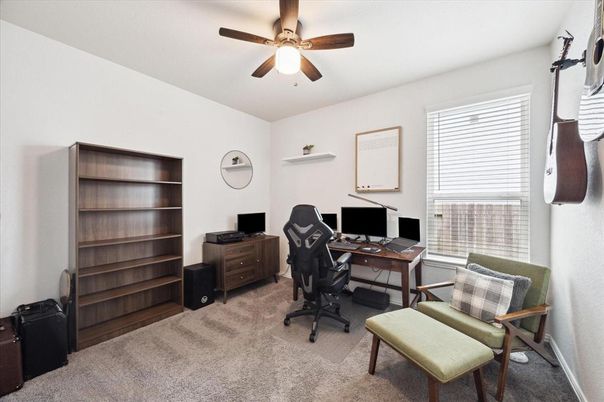 Home Office, Interior