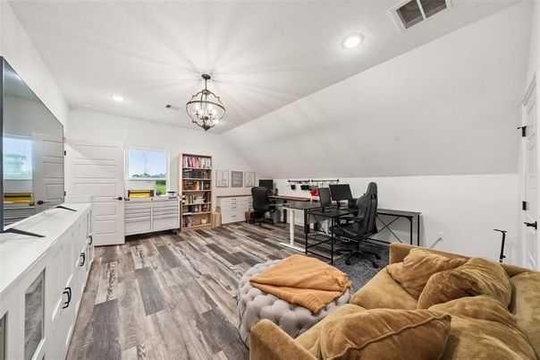 Home Office, Interior, Pendant Lights, Recessed Lighting, Wood Texture Flooring
