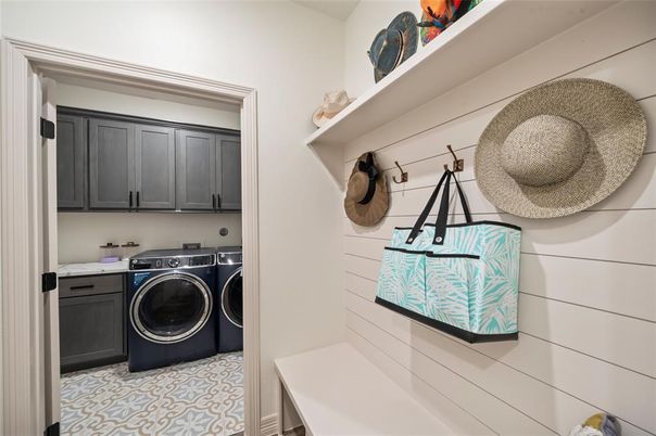 Interior, Washer