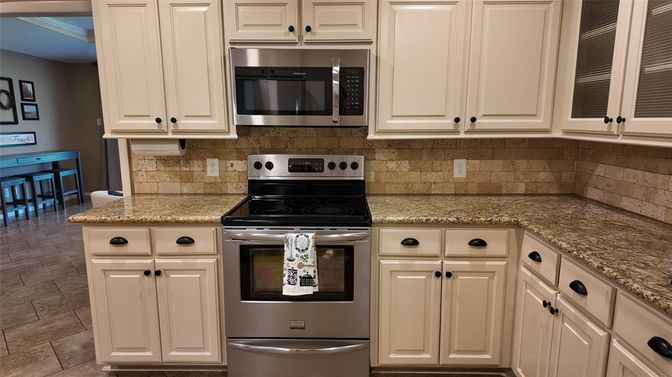 Interior, Kitchen, Stainless Steel Appliances