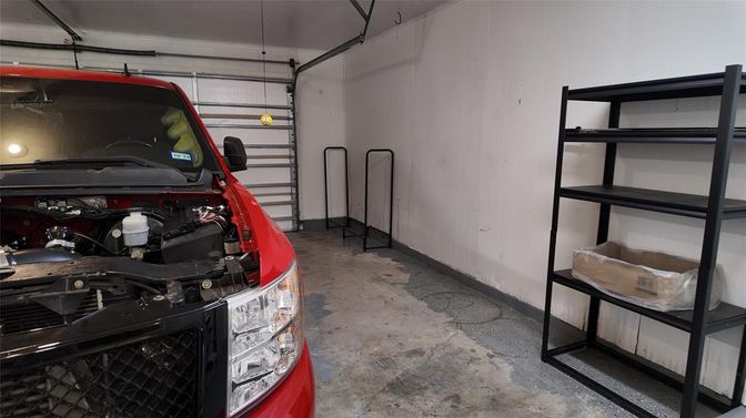 Garage, Interior
